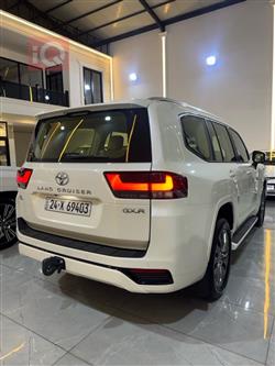 تويوتا لاندكروزر